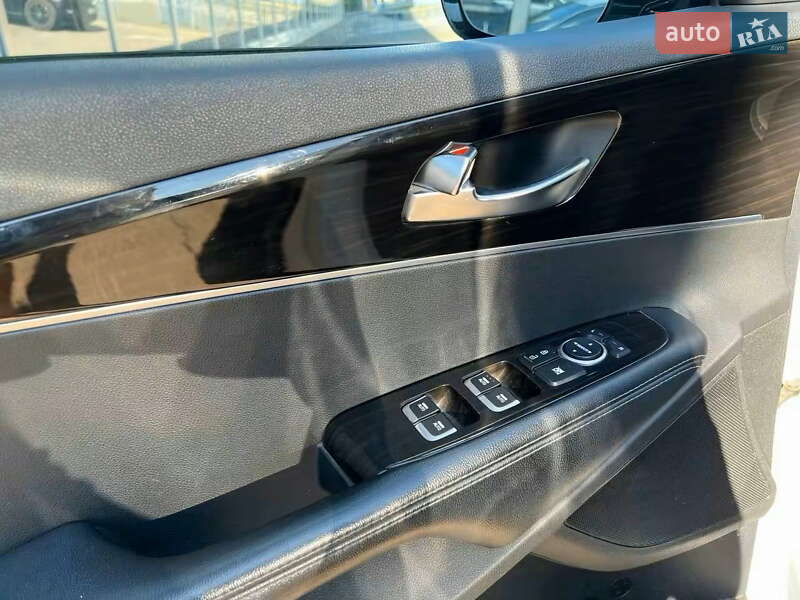Внедорожник / Кроссовер Kia Sorento 2019 в Киеве