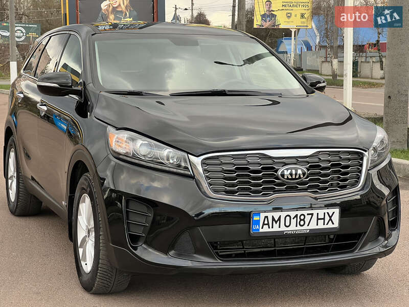 Позашляховик / Кросовер Kia Sorento 2018 в Житомирі