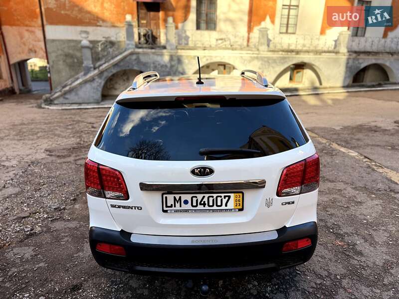 Внедорожник / Кроссовер Kia Sorento 2010 в Кременце