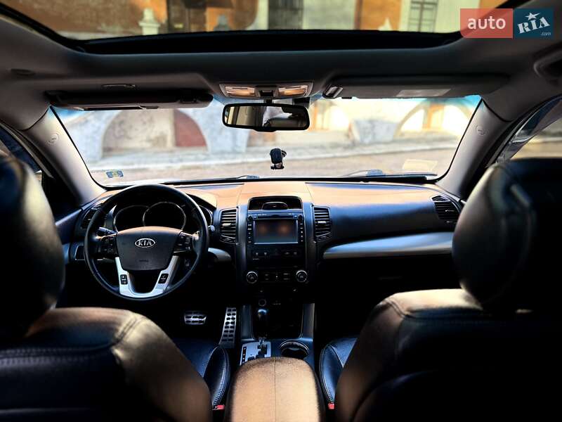 Внедорожник / Кроссовер Kia Sorento 2010 в Кременце