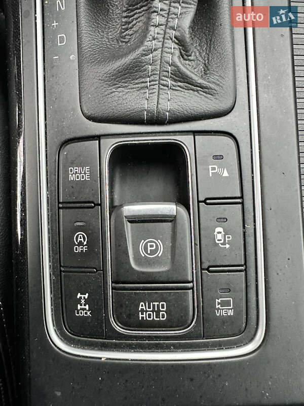 Внедорожник / Кроссовер Kia Sorento 2016 в Дубно