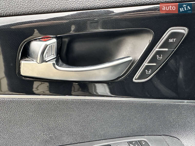 Внедорожник / Кроссовер Kia Sorento 2016 в Дубно