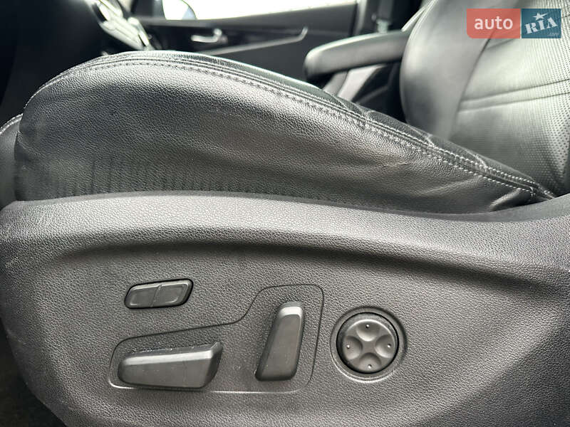 Внедорожник / Кроссовер Kia Sorento 2016 в Дубно