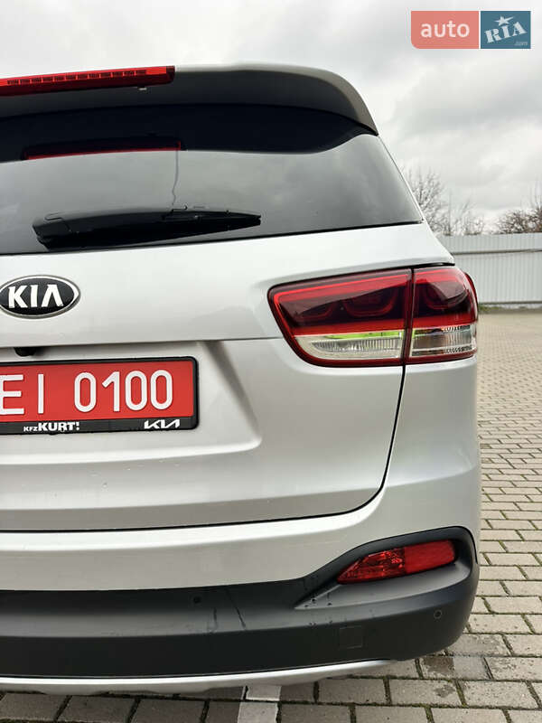 Внедорожник / Кроссовер Kia Sorento 2016 в Дубно