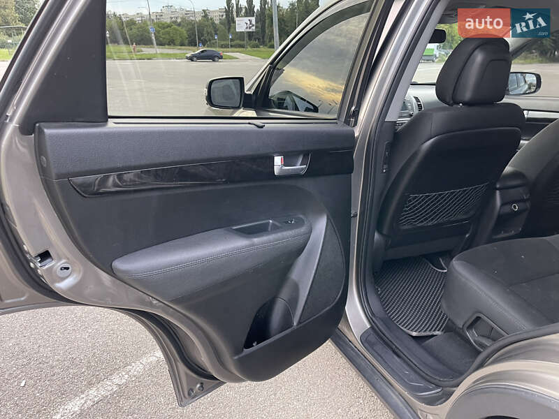 Внедорожник / Кроссовер Kia Sorento 2013 в Киеве фото 15 Внедорожник / Кроссовер Kia Sorento 2013 в Киеве