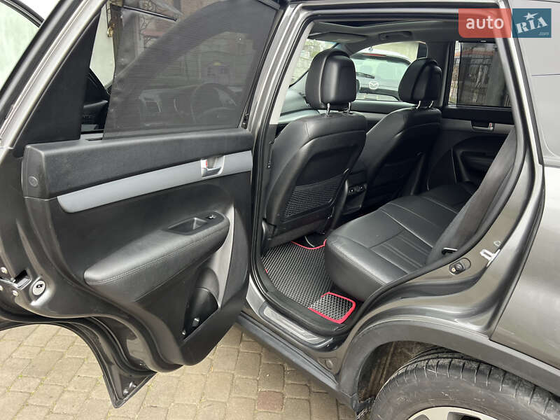 Позашляховик / Кросовер Kia Sorento 2013 в Львові