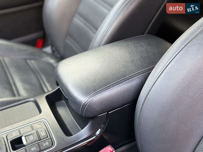 Внедорожник / Кроссовер Kia Sorento 2016 в Самборе фото 52 Внедорожник / Кроссовер Kia Sorento 2016 в Самборе