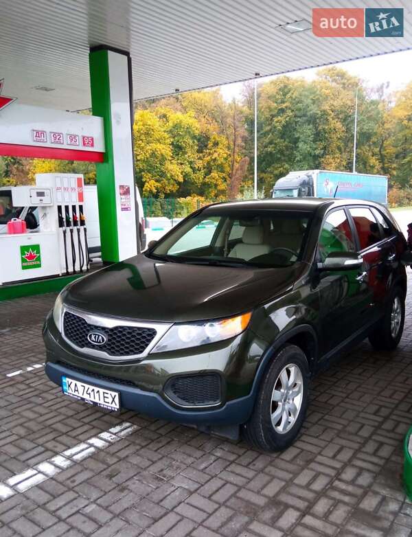 Внедорожник / Кроссовер Kia Sorento 2012 в Калиновке