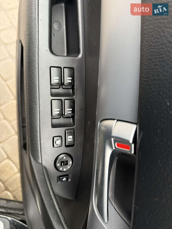 Внедорожник / Кроссовер Kia Sorento 2012 в Львове