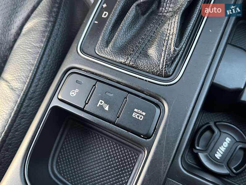 Внедорожник / Кроссовер Kia Sorento 2013 в Дрогобыче