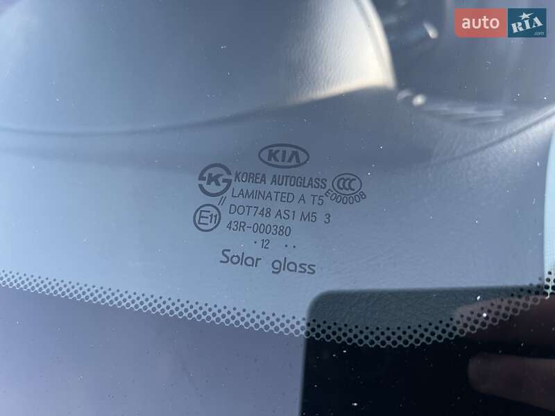 Внедорожник / Кроссовер Kia Sorento 2013 в Дрогобыче