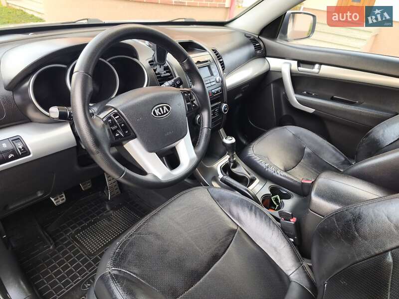 Внедорожник / Кроссовер Kia Sorento 2010 в Коломые