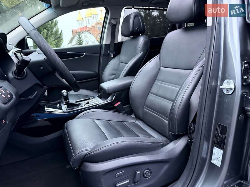 Внедорожник / Кроссовер Kia Sorento 2016 в Ковеле