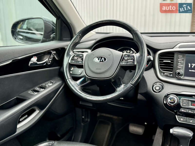 Внедорожник / Кроссовер Kia Sorento 2017 в Киеве фото 27 Внедорожник / Кроссовер Kia Sorento 2017 в Киеве