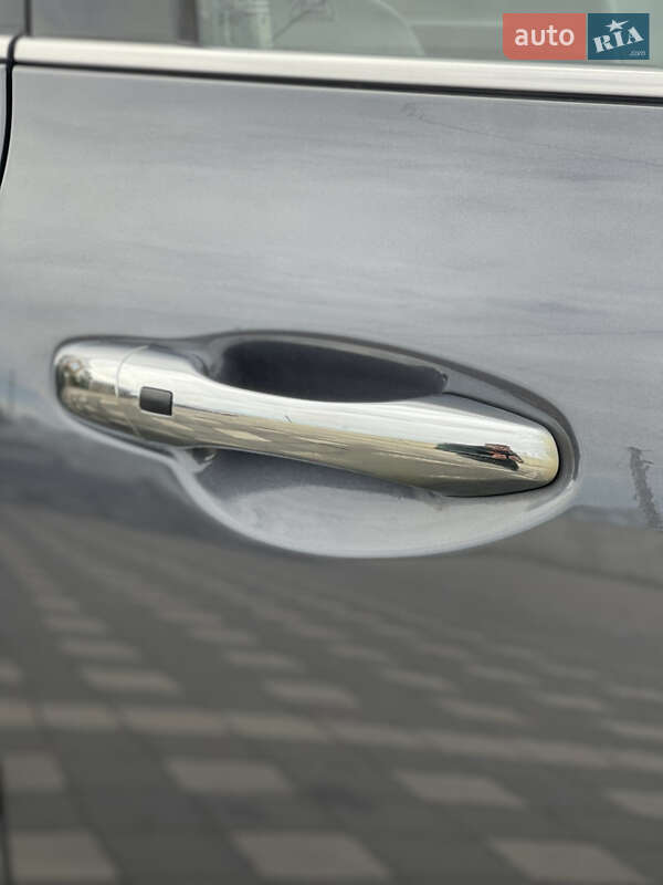 Внедорожник / Кроссовер Kia Sorento 2017 в Стрые