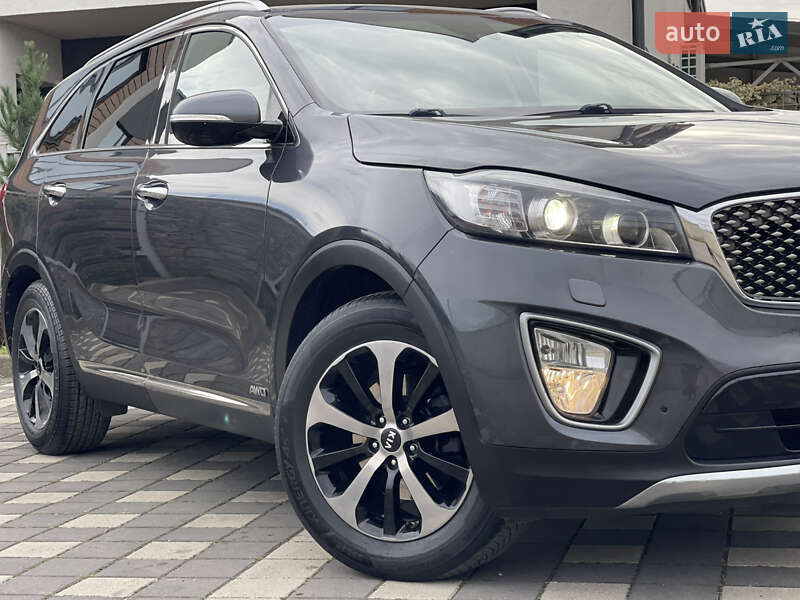 Внедорожник / Кроссовер Kia Sorento 2017 в Стрые