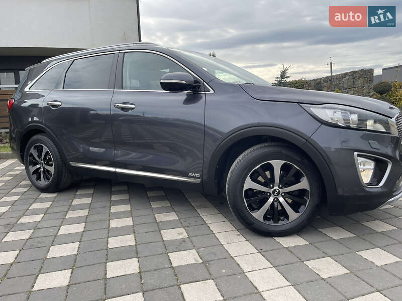 Внедорожник / Кроссовер Kia Sorento 2017 в Стрые