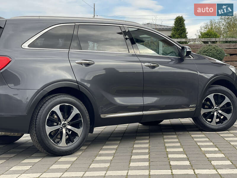 Внедорожник / Кроссовер Kia Sorento 2017 в Стрые