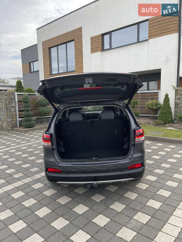 Внедорожник / Кроссовер Kia Sorento 2017 в Стрые