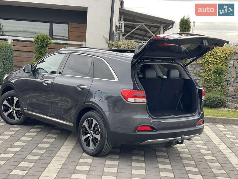 Внедорожник / Кроссовер Kia Sorento 2017 в Стрые