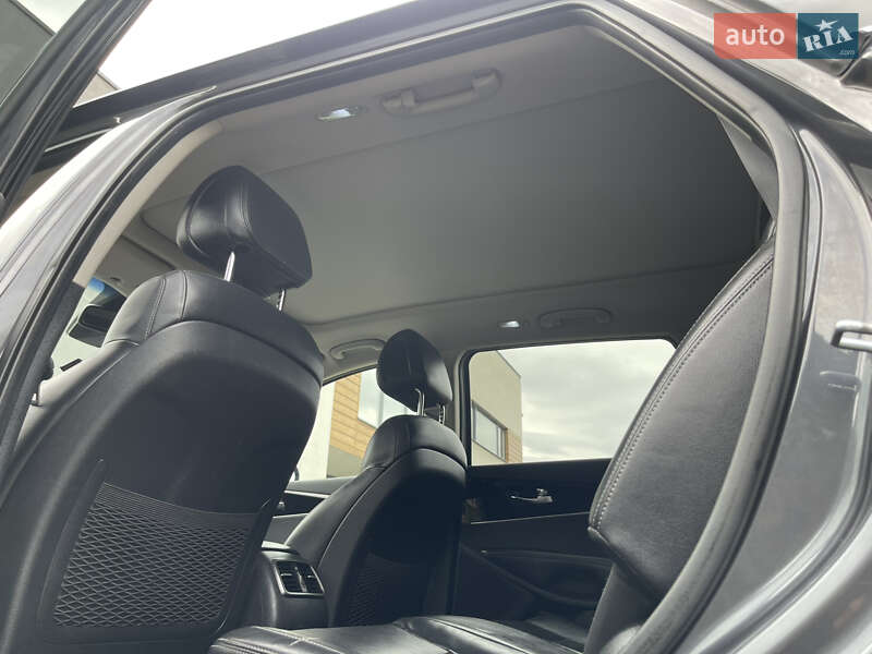 Внедорожник / Кроссовер Kia Sorento 2017 в Стрые