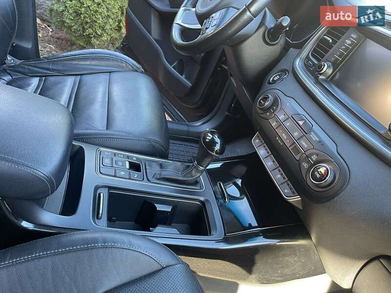 Внедорожник / Кроссовер Kia Sorento 2015 в Виннице