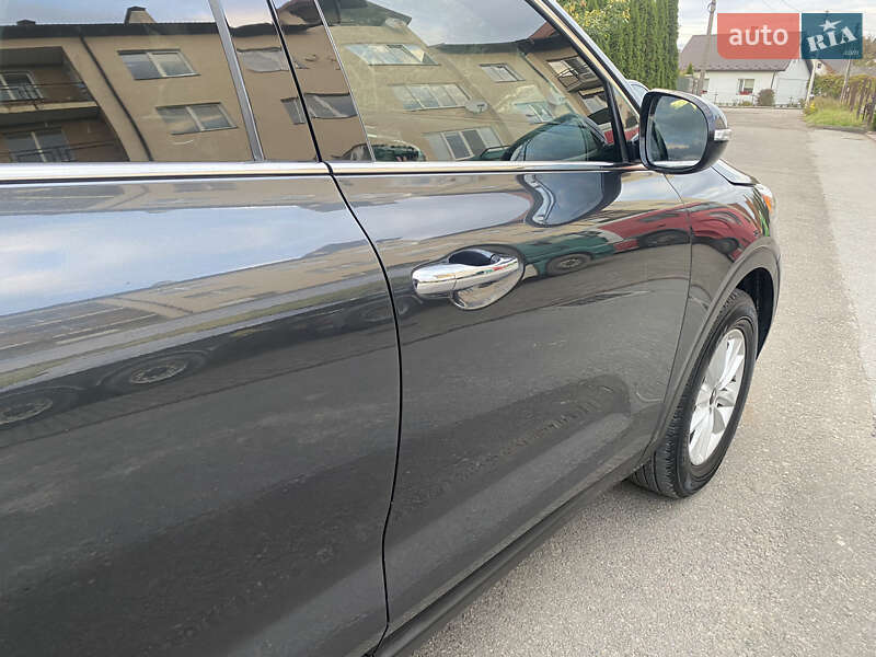 Позашляховик / Кросовер Kia Sorento 2019 в Самборі