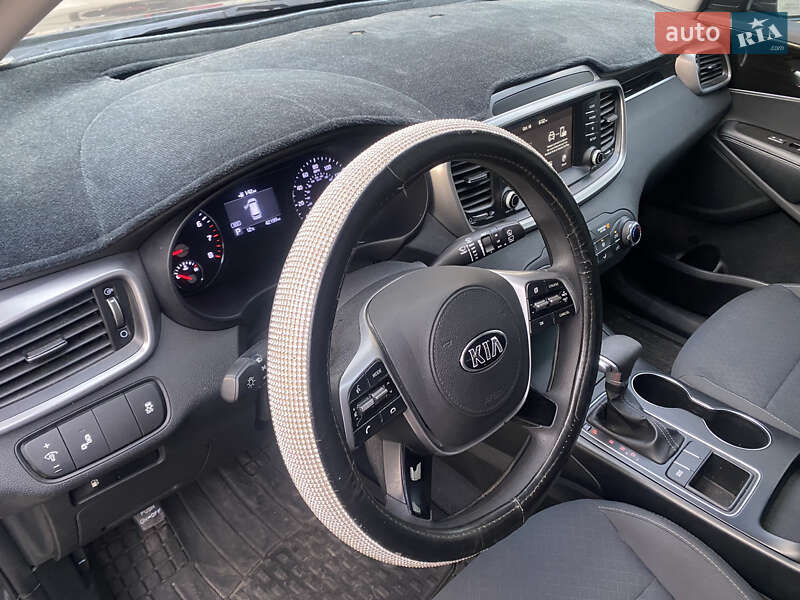 Позашляховик / Кросовер Kia Sorento 2019 в Самборі