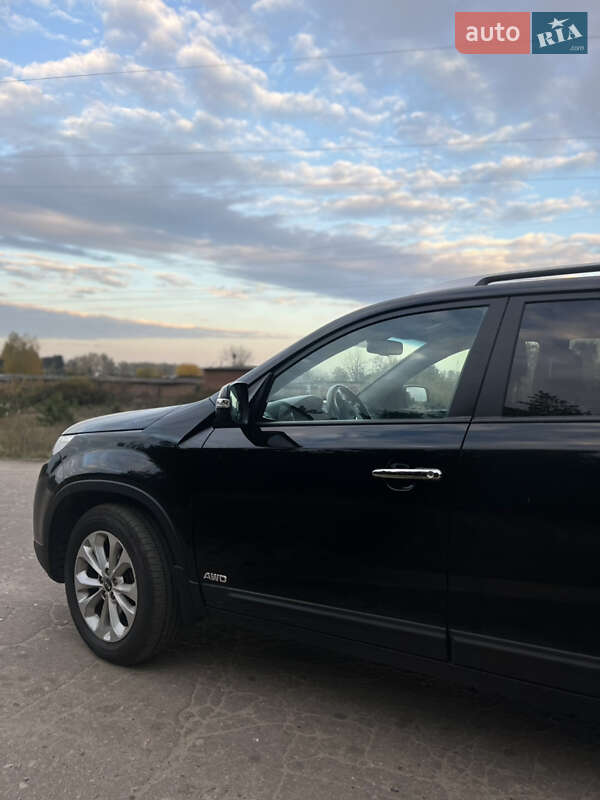 Внедорожник / Кроссовер Kia Sorento 2013 в Ахтырке