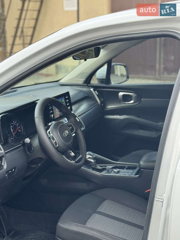 Внедорожник / Кроссовер Kia Sorento 2021 в Владимире фото 46 Внедорожник / Кроссовер Kia Sorento 2021 в Владимире