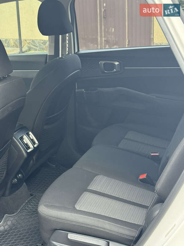 Внедорожник / Кроссовер Kia Sorento 2021 в Владимире фото 66 Внедорожник / Кроссовер Kia Sorento 2021 в Владимире