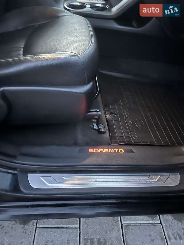 Внедорожник / Кроссовер Kia Sorento 2012 в Вознесенске фото 24 Внедорожник / Кроссовер Kia Sorento 2012 в Вознесенске