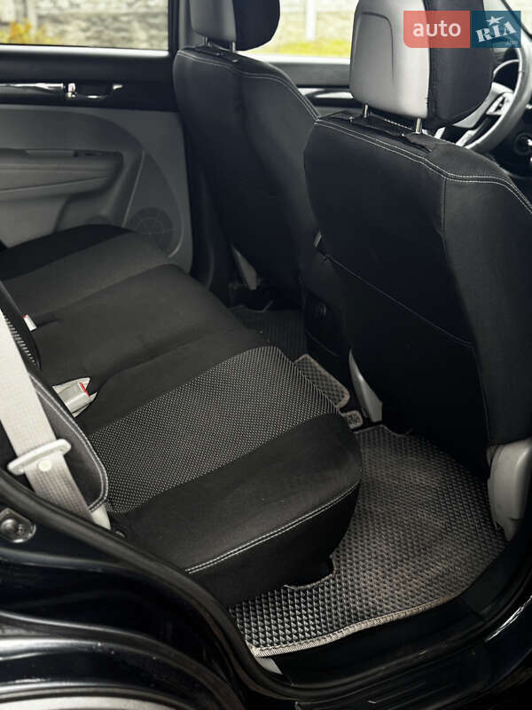 Внедорожник / Кроссовер Kia Sorento 2012 в Киеве фото 15 Внедорожник / Кроссовер Kia Sorento 2012 в Киеве