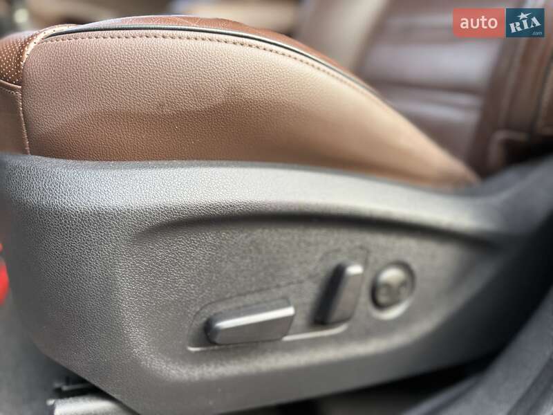 Внедорожник / Кроссовер Kia Sorento 2017 в Киеве