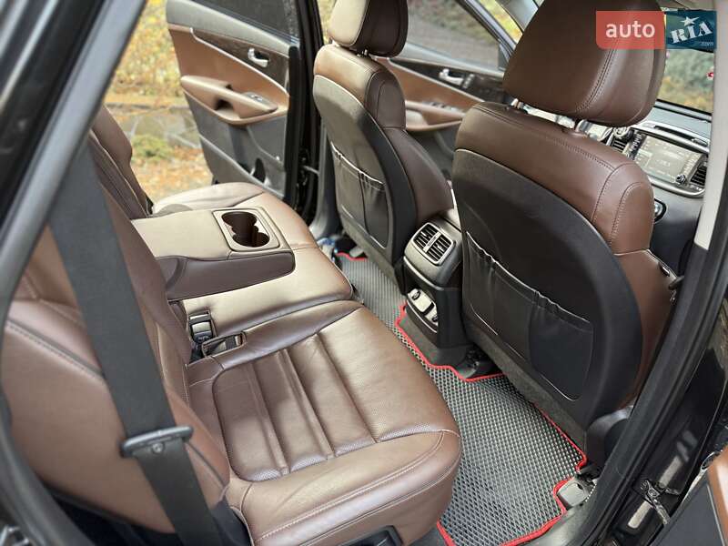 Внедорожник / Кроссовер Kia Sorento 2017 в Киеве
