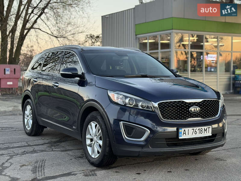 Внедорожник / Кроссовер Kia Sorento 2016 в Лубнах