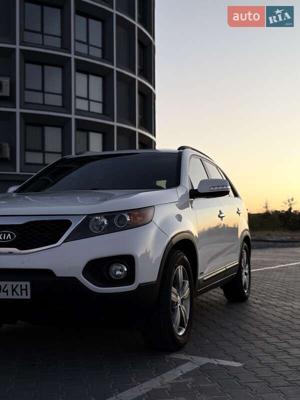 Внедорожник / Кроссовер Kia Sorento 2012 в Черкассах