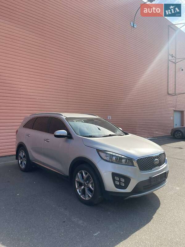Внедорожник / Кроссовер Kia Sorento 2016 в Киеве