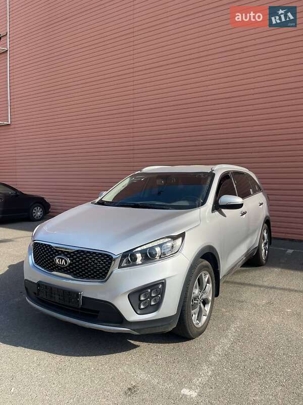 Внедорожник / Кроссовер Kia Sorento 2016 в Киеве