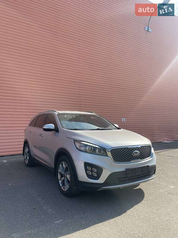 Внедорожник / Кроссовер Kia Sorento 2016 в Киеве