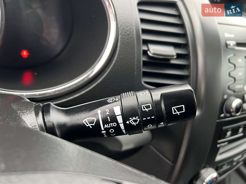 Внедорожник / Кроссовер Kia Sorento 2012 в Житомире