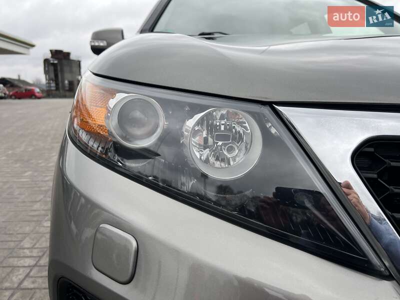 Внедорожник / Кроссовер Kia Sorento 2012 в Житомире