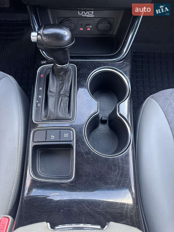 Внедорожник / Кроссовер Kia Sorento 2014 в Львове фото 54 Внедорожник / Кроссовер Kia Sorento 2014 в Львове