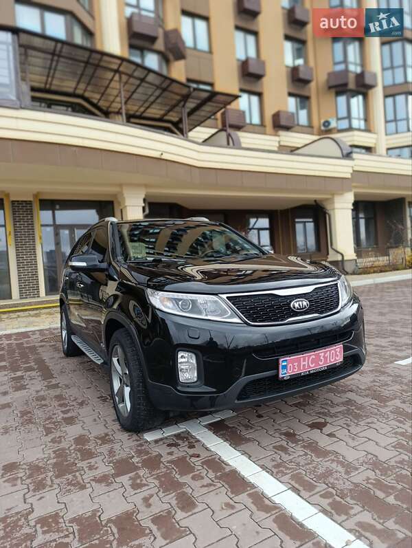 Позашляховик / Кросовер Kia Sorento 2014 в Києві
