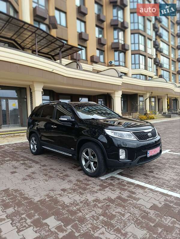 Позашляховик / Кросовер Kia Sorento 2014 в Києві