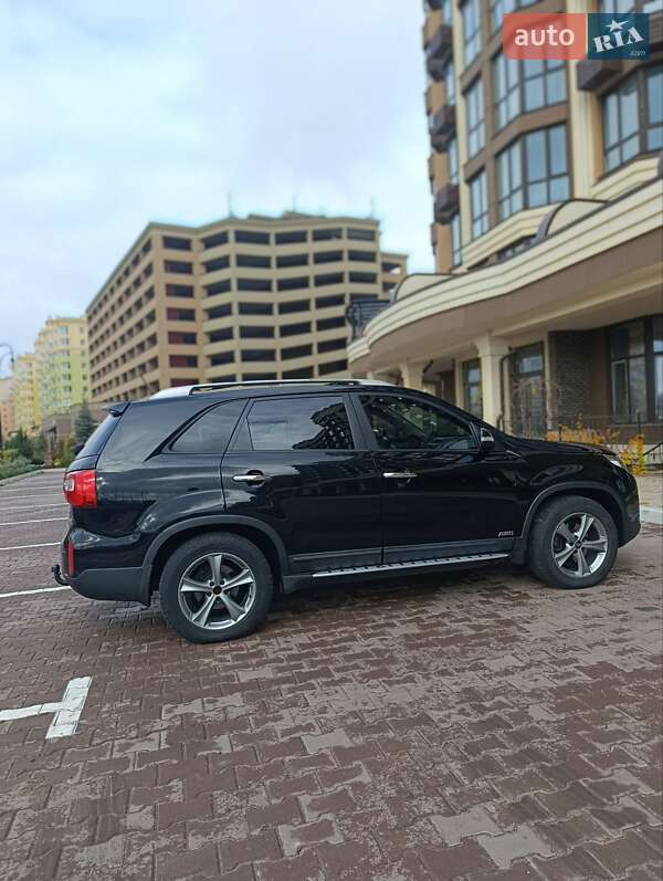 Позашляховик / Кросовер Kia Sorento 2014 в Києві
