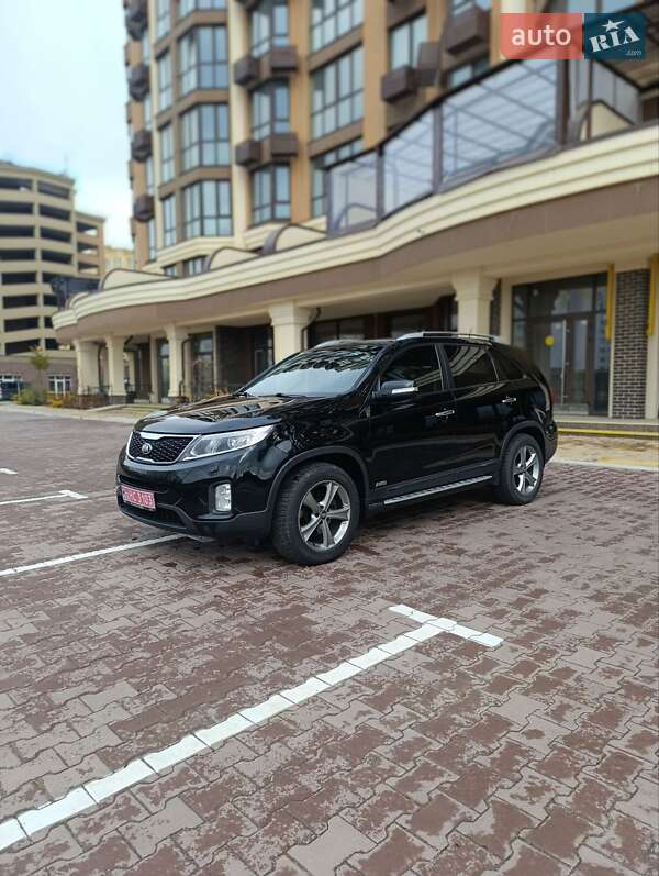 Позашляховик / Кросовер Kia Sorento 2014 в Києві