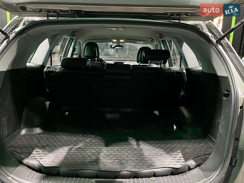 Позашляховик / Кросовер Kia Sorento 2012 в Одесі