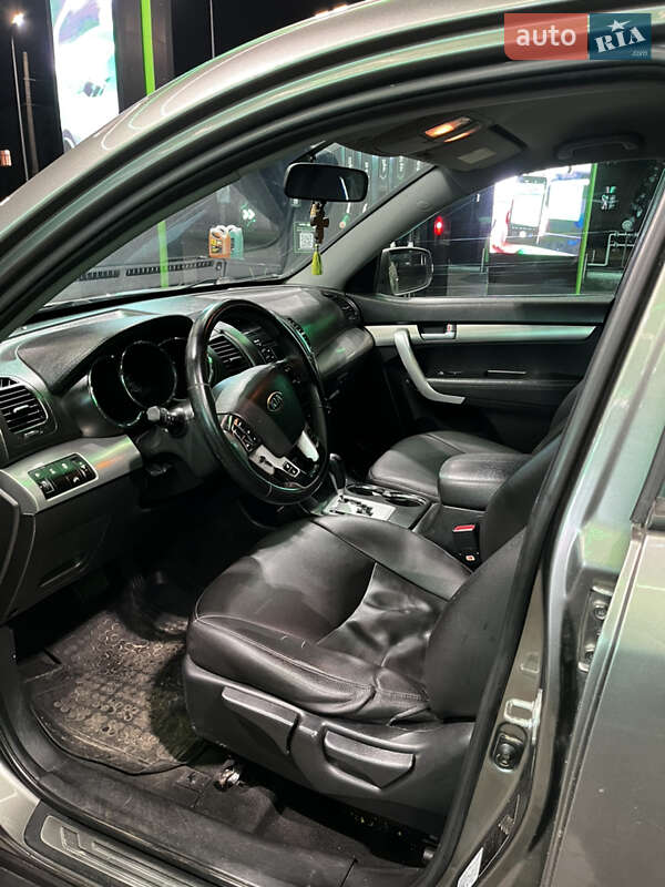 Позашляховик / Кросовер Kia Sorento 2012 в Одесі