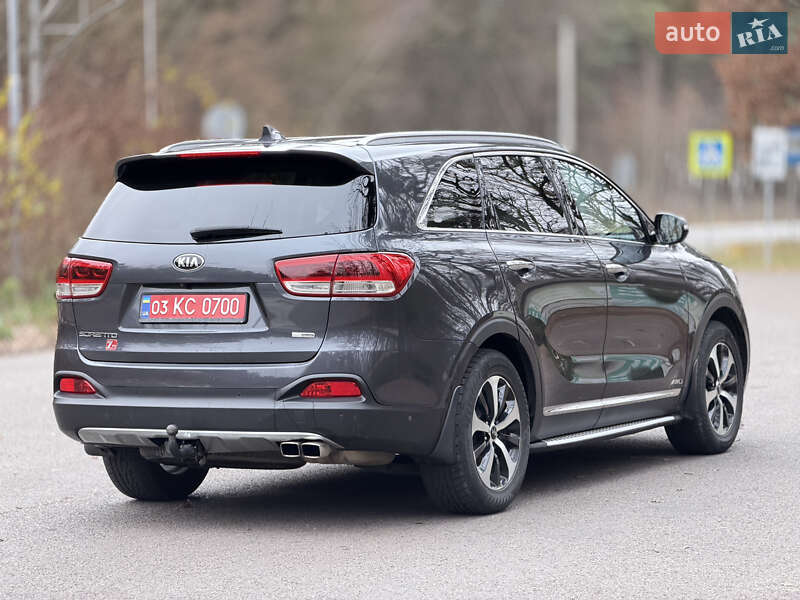 Позашляховик / Кросовер Kia Sorento 2015 в Луцьку
